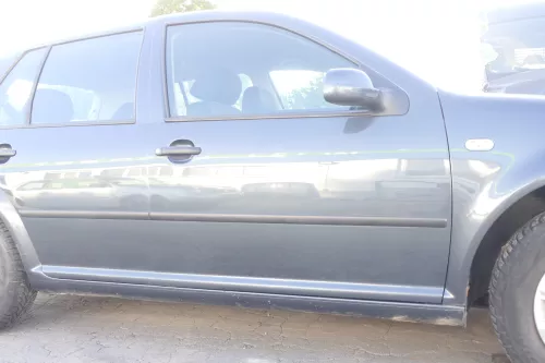 VW Golf 4 Bora Tür vorne rechts Beifahrertür 4/5-Türer+Kombi Variant grau LC7V h (159722)