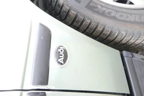 Audi 80 Kotflügel vorne rechts grün LY6N - Beule - Dellen (159845)