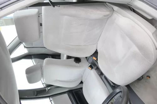 Audi 80 Sitz Fahrersitz vorne links +rechts Beifahrersitz (159887)