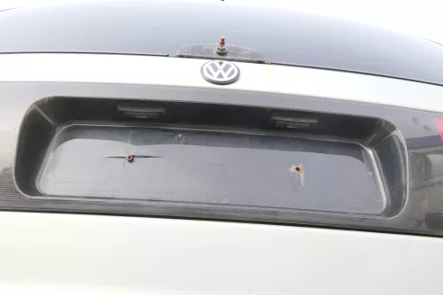 VW Sharan 7M Rücklicht Mitte Rückleuchtenband Heckleuchte Kennzeichenhalter (160042)