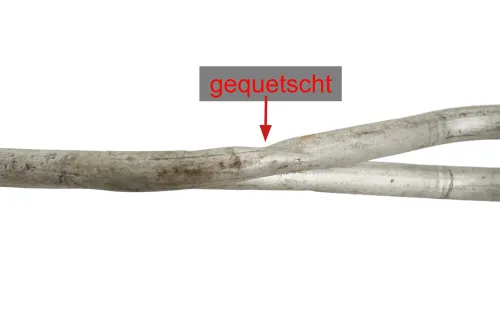VW Sharan 7M 7M3 Leitung Kühlwasser Kühlflüssigkeit unterm Auto nach hinten (160083)