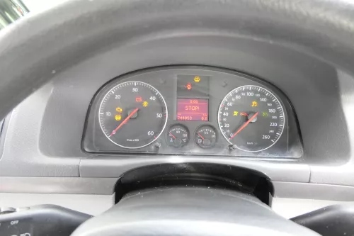 VW Touran Caddy 2K Tacho Tachometer Kombiinstrument 244.000km 1T0920862F TDI (160110)