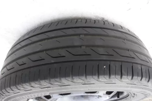 4x  VW Golf 4 Bora 195/65 R15 91T Sommerreifen 6jx15H2 ET38  ca. 3-5-7mm (160216)