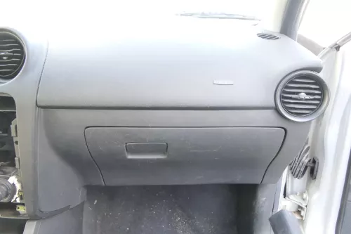 Seat Ibiza 6L Handschuhfach Handschuhfachdeckel Deckel Klappe schwarz Kratzer nh