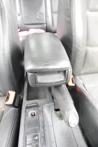 Audi A4 B7 8E Mittelarmlehne Armlehne original Leder soul schwarz - Griff defekt (160423)
