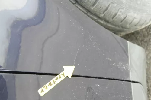 Audi A4 8E B6 Kotflügel vorne rechts blau LZ5L - Dellen (160436)