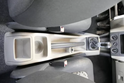 Skoda Fabia 6Y Mittelkonsole Mitteltunnel um Schaltung 6Y0863242  QZY grau (160670)