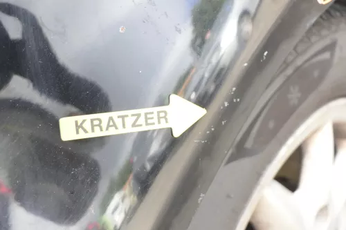 VW Polo 6N2 Kotflügel vorne links schwarz LC9Z (bis unterm Schweller) (160792)