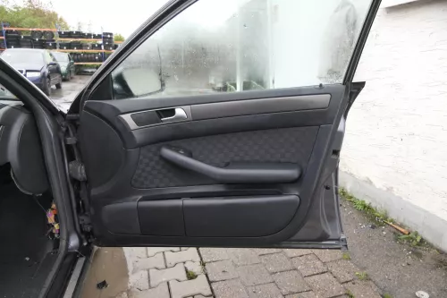Audi A6 4B Türverkleidung Verkleidung Tür vorne hinten links rechts soul schwar (160826)