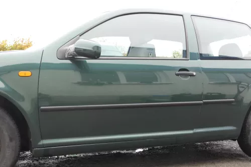 VW Golf 4 Tür vorne links Fahrertür 2/3-Türer grün LC6M brightgreen ohne Anbaut