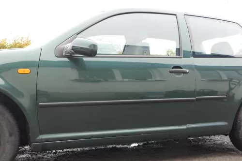 VW Golf 4 Tür vorne links Fahrertür 2/3-Türer grün LC6M brightgreen ohne Anbaut (161058)