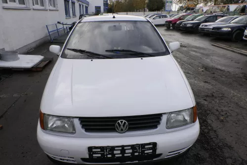 VW Polo 6N Motorhaube Frontklappe Haube vorne Klappe weiß LB9A