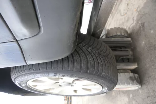Audi A4 8E A6 4B Alufelgen 205/55 R16 91H Winterreifen Reifen 3-7mm 4B0601025K (161568)