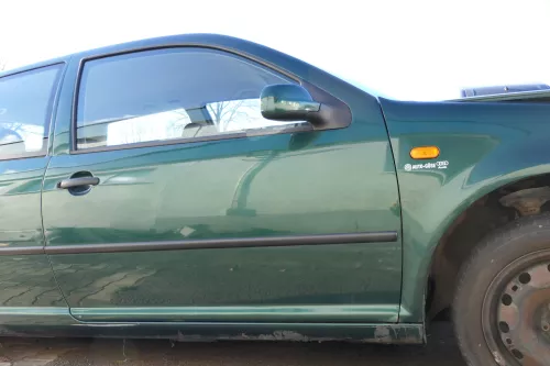 VW Golf 4 Tür vorne rechts Beifahrertür 2/3-Türer grün LC6M brightgreen ohnAnbau