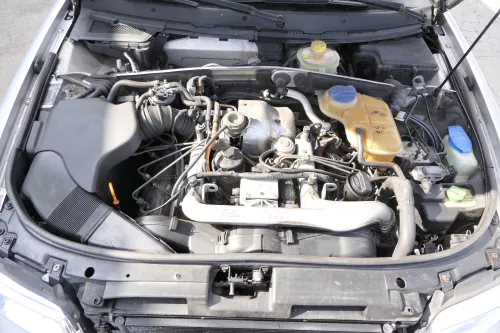 VW Passat 3B A4 Klimaleitung Kältemittelschlauch 8D1260740K 2,5 TDI AKN AFB (162147)
