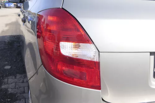 Skoda Fabia 5J Schrägheck Rücklicht Rückleuchte original hinten links 5J6945111