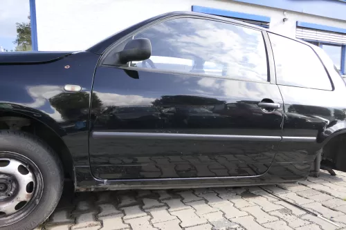 VW Lupo Seat Arosa Tür vorne links Fahrertür schwarz L041 (mechanischer FH) (162352)