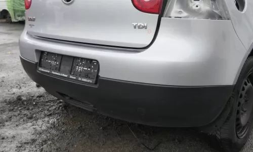 VW Golf 5 1K Limousine Stoßstange hinten Heckstoßstange silber LA7W (162378)