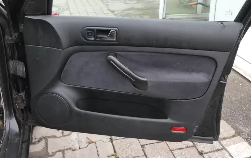 VW Golf 4 Limousine Türverkleidung Verkleidung Tür vorne hinten links rechts 4x
