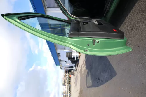 VW Golf 4 Tür vorne links Fahrertür 2/3-Türer grün LA6P ohneAnbauteile (162594)