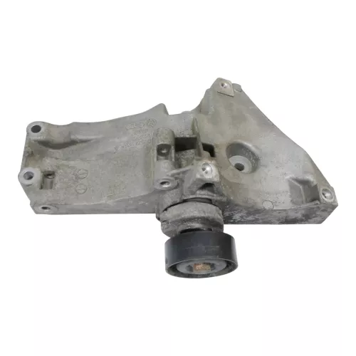 VW Golf 5 Halter Konsole Lichtmaschine Träger 036260883 B 1,4 BCA 55kw 75PS (162676)