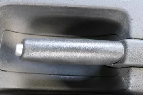 Audi A4 8E B6 B7 Handbremse Feststellbremse schwarz Griff