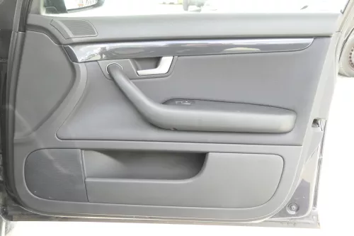 4x Audi A4 8E B6 Türverkleidung Verkleidung Tür vorne + hinten schwarz links (162705)