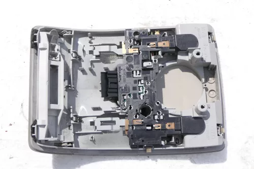 Audi A4 8E 8P Schalter Innenleuchte Leuchte Lampe Leseleuchte 8E0947135D platin (162706)