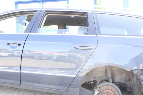 VW Passat 3C Kombi Variant Tür hinten links LC5F blau grau -OHNE Anbauteile c (163018)
