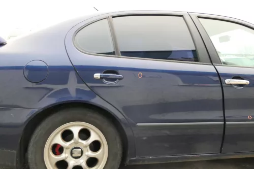 Seat Leon Toledo 1M Tür hinten rechts Beifahrerseite blau LB5N -ohne Anbauteile (163163)