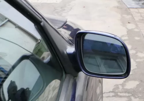 Leon 1M elektrischer Spiegel Außenspiegel rechts blau LB5N anklappbar Memory