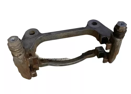 VW Caddy Audi A3 Passat Bremssattelhalter Halter Sattel vorne links 8V0615125A (163432)