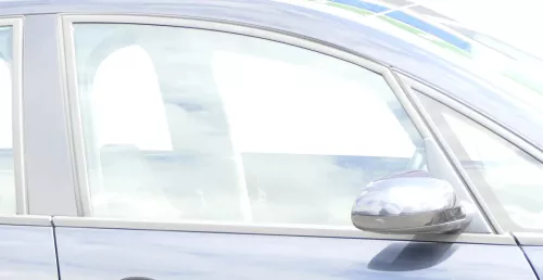 Audi A2 8Z vorne rechts Fenster Scheibe in Tür Fensterscheibe