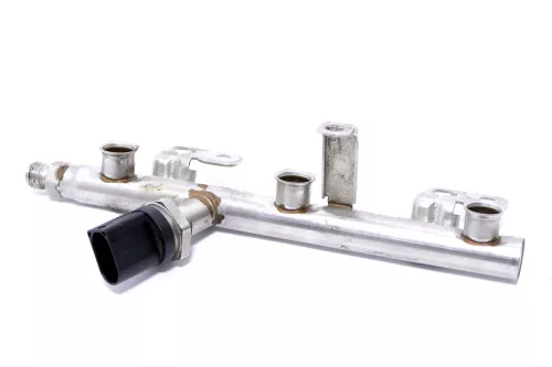 VW Golf Touran Eos Einspritzleiste 04C133317H CPGA Erdgas Gas Kraftstoffverteile (163654)