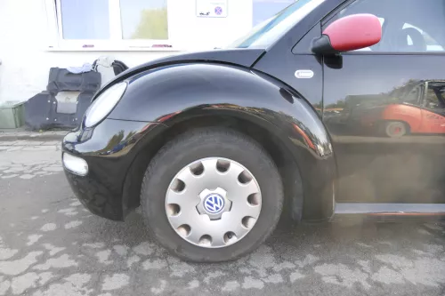 VW New Beetle 9C Kotflügel vorne links schwarz L041 1C0821103H (163954)