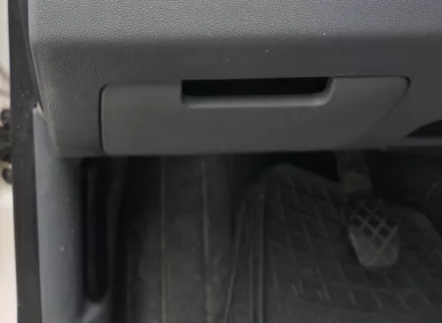 Skoda Fabia 6Y Deckel Klappe Deckel Handschuhfach LINKS grau (164172)