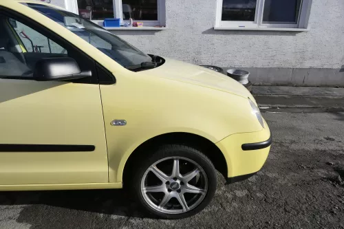 VW Polo 9N Kotflügel vorne rechts gelb LD1B bis ca.Bj.2004