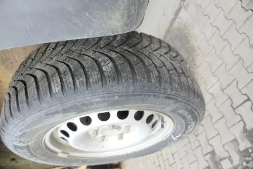 2x Felgen Caddy 2K 195/65 R15 Winterreifen Felge 6jx15H2 ET47 Reifen - 6mm (164569)