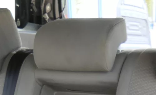 VW Passat 3C Kopfstütze Sitz hinten in Mitte mittig latte macchiato braun (164583)