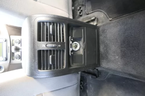 VW Passat 3C Mittelarmlehne Armlehne Fach Deckel braun latte macchiato (164585)