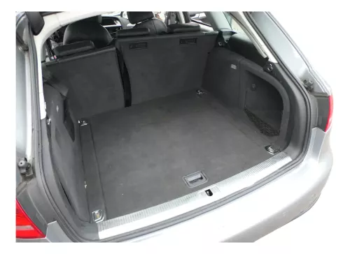 Audi A4 B8 8K Variant Kombi Verkleidung Teppich Kofferraum Boden schwarz