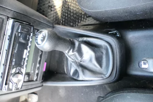 VW Golf 4 Bora Schaltknauf Schaltsack Schaltung Schaltknüppel schwarz Benziner 5 (164651)