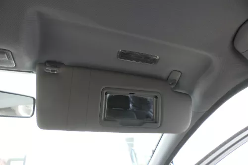 Audi A3 8L A4 B5 Sonnenblende vorne rechts mit Stecker beleuchtet elefant DJ (164810)