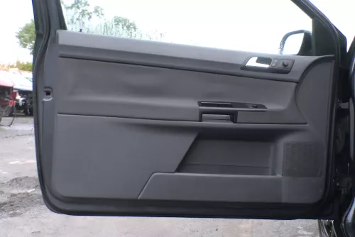 VW Polo 9N Türverkleidung Verkleidung Tür vorne links 2/3-Türer  elektrisch (164828)