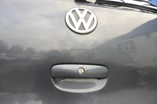 VW Polo 9N 9N3 Griff Heckkklappe Heckklappengriff grau LC7V (164838)