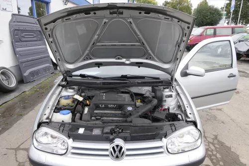VW Golf 4 Motorhaube Haube Klappe vorne silber grau LA7W grau reflexsilber  (164845)