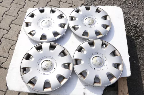 original 4 Stück VW Touran Golf 5 Radkappe Radzierkappe 15 Zoll 1T0601147 (164917)