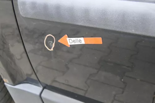 Passat 3B 3BG 3B6 Kombi + Limo Tür vorne links Fahrertür schwarz L041 ohneAnbaut (165096)