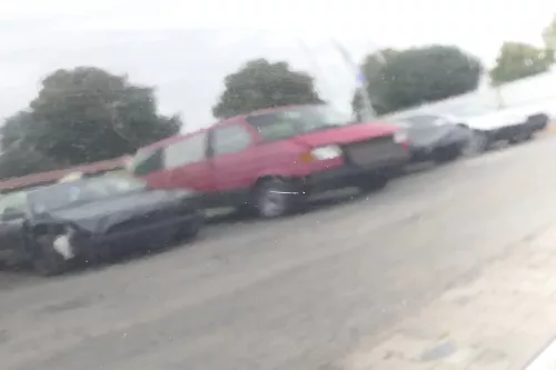 Passat 3B 3BG 3B6 Kombi + Limo Tür vorne links Fahrertür schwarz L041 ohneAnbaut (165096)