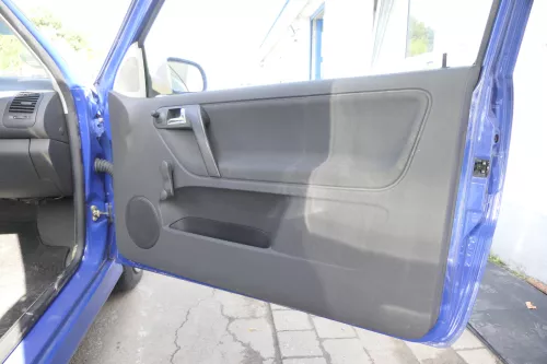 VW Polo 6N2 Türverkleidung Verkleidung Tür vorne rechts 2/3-Türer off-black  (165138)
